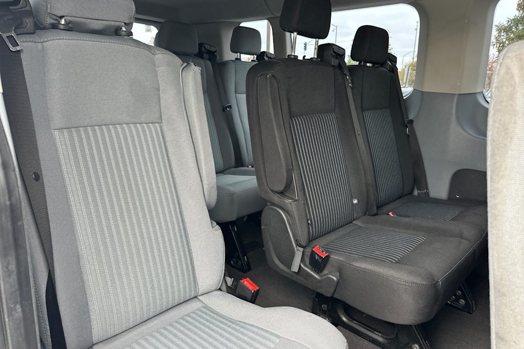 Thumbnail: 2017 Ford Transit Series - 12