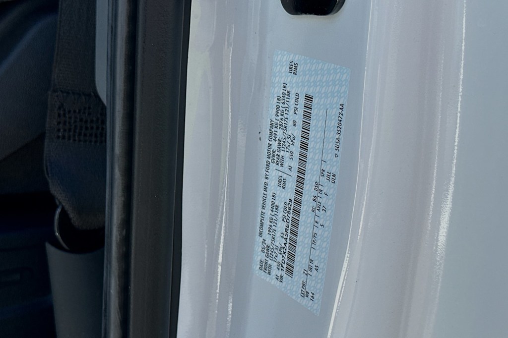 2024 Ford F-250 XL 25