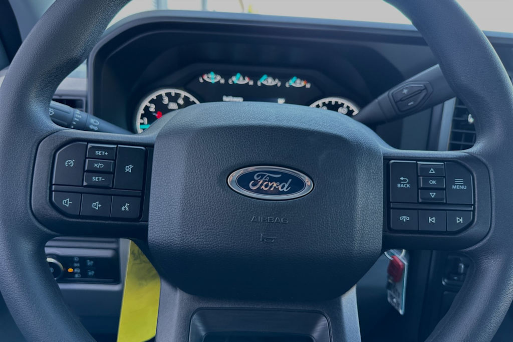2024 Ford F-250 XL 24