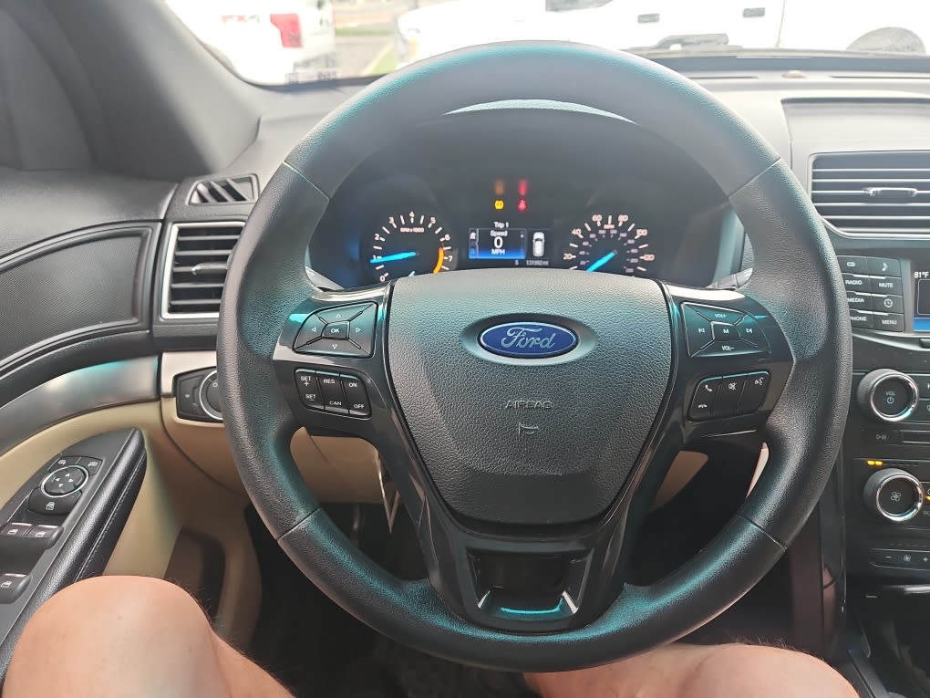 Thumbnail: 2016 Ford Explorer - 13