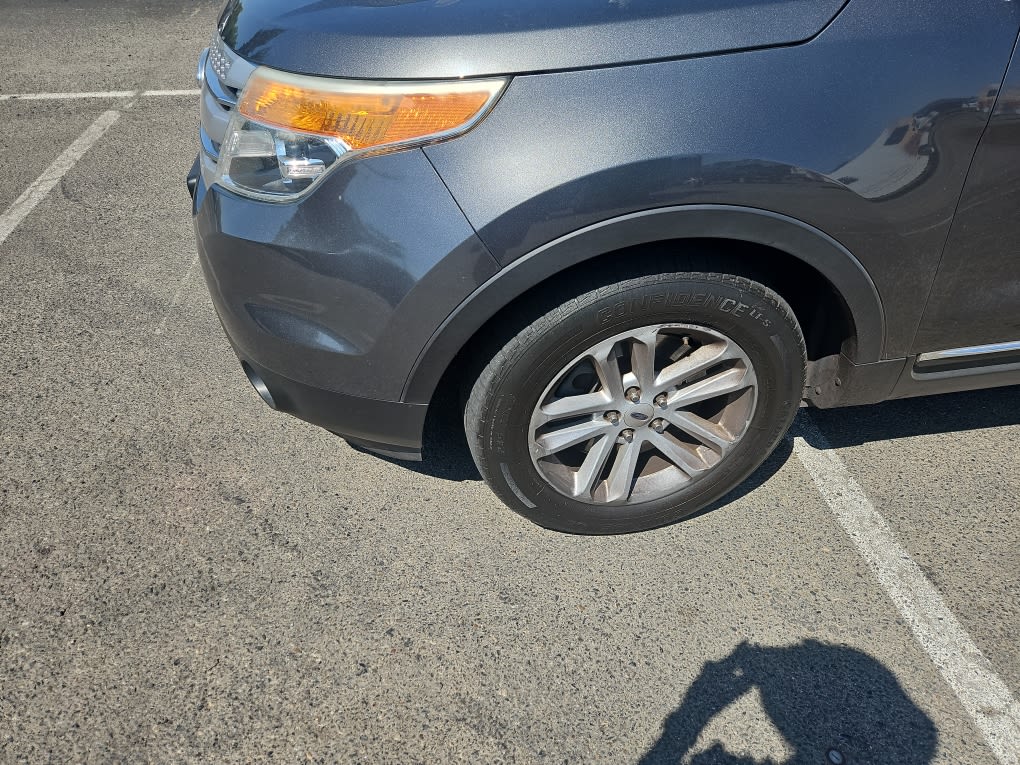 Thumbnail: 2015 Ford Explorer - 7