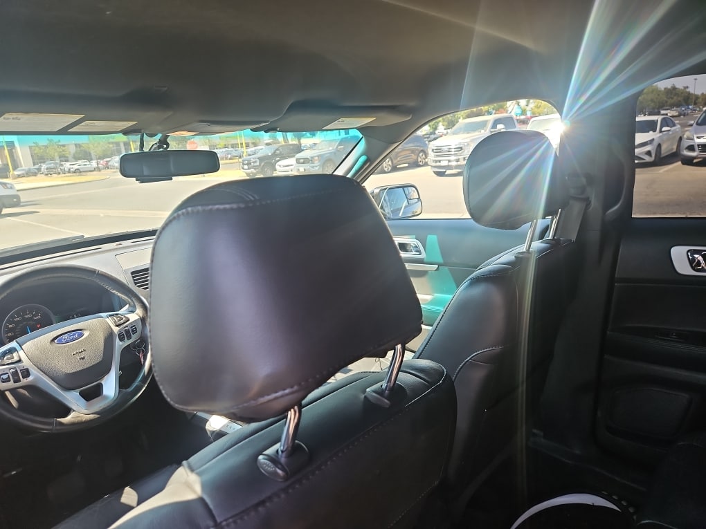 Thumbnail: 2015 Ford Explorer - 21