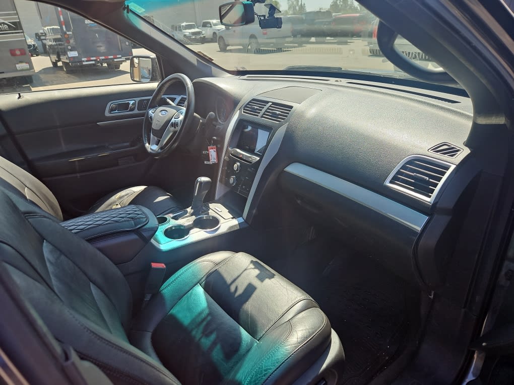 Thumbnail: 2015 Ford Explorer - 11