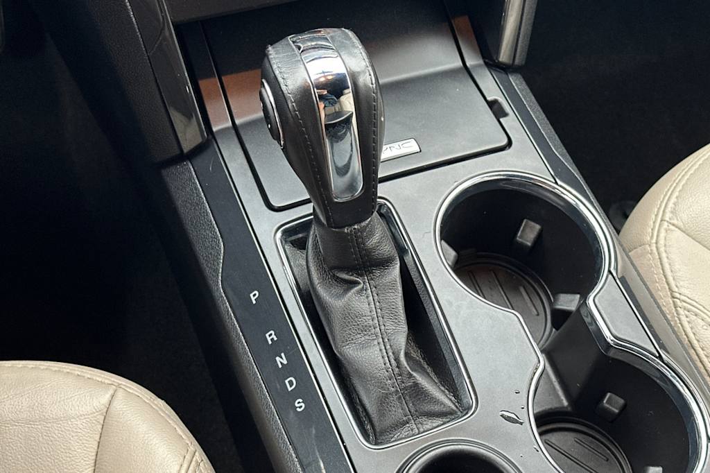 Thumbnail: 2018 Ford Explorer - 15