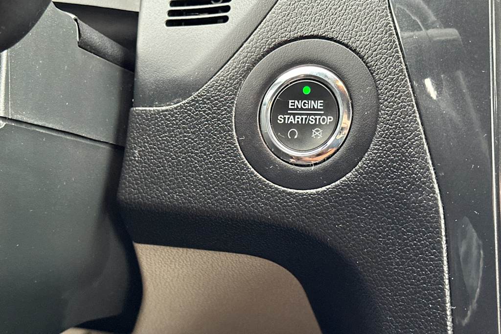 Thumbnail: 2018 Ford Explorer - 27