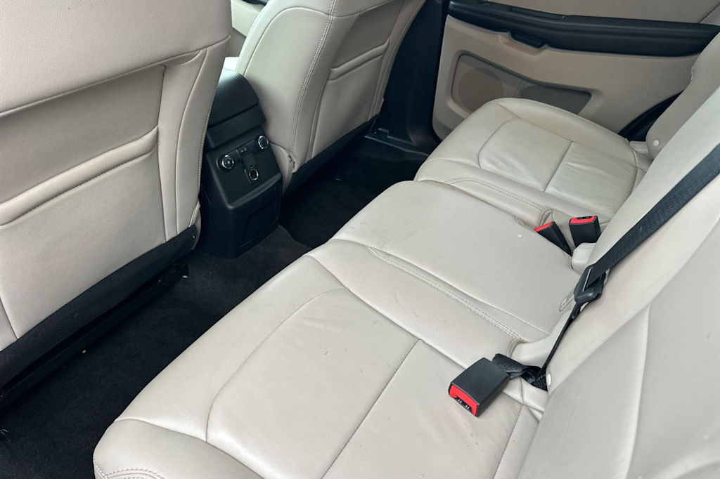 Thumbnail: 2018 Ford Explorer - 11