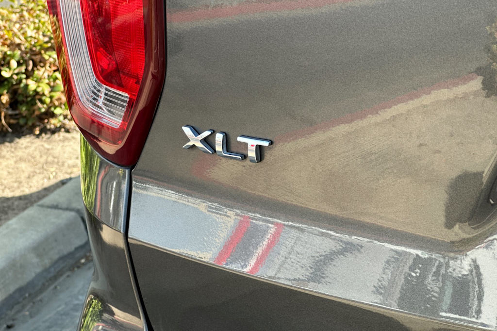 Thumbnail: 2018 Ford Explorer - 7