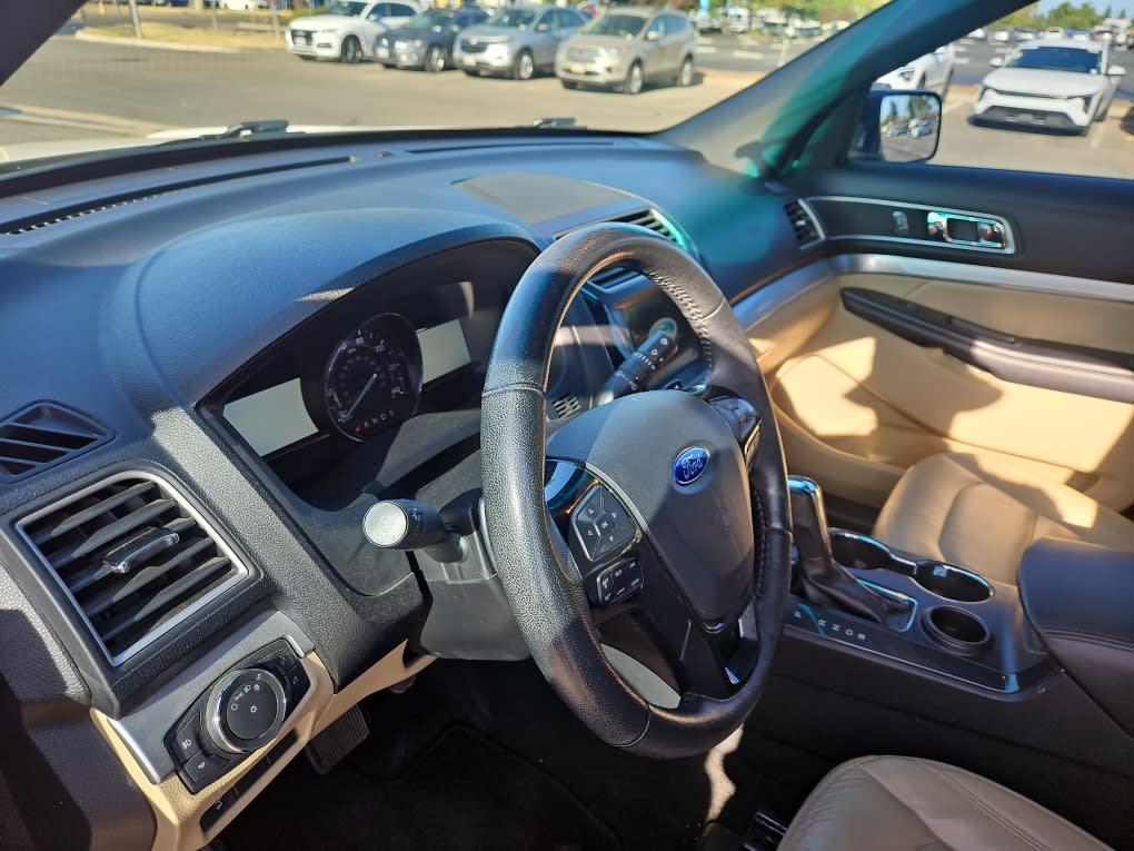Thumbnail: 2017 Ford Explorer - 2