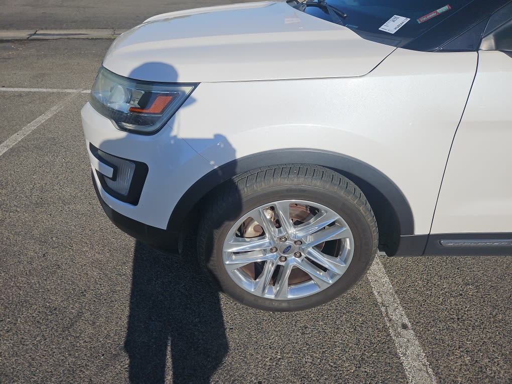 Thumbnail: 2017 Ford Explorer - 21