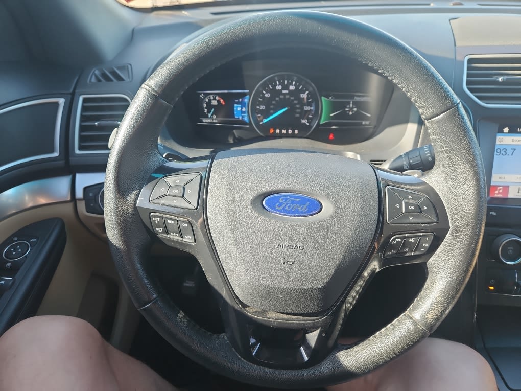 Thumbnail: 2017 Ford Explorer - 14