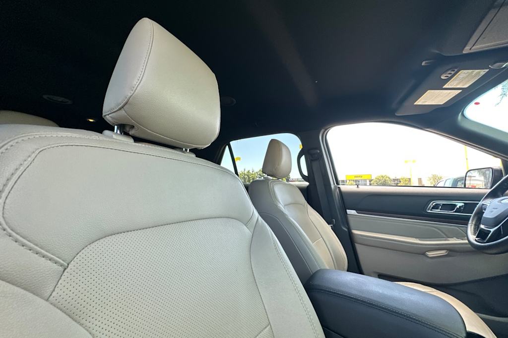 Thumbnail: 2019 Ford Explorer - 10