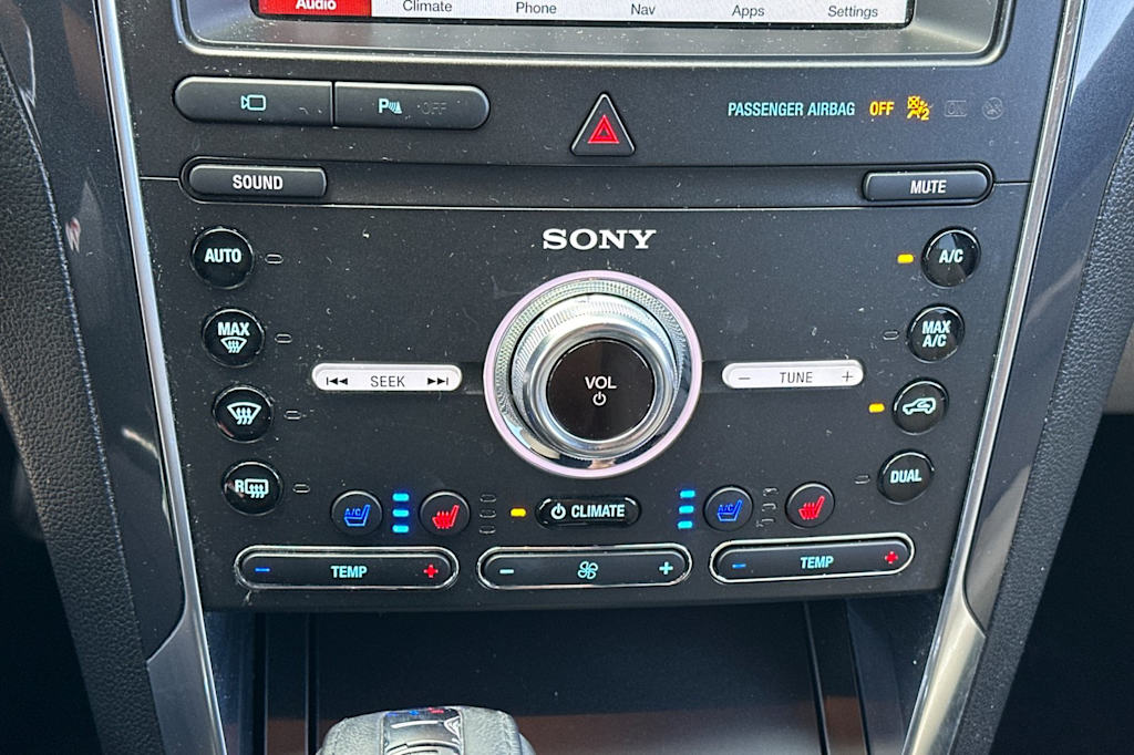 Thumbnail: 2019 Ford Explorer - 28