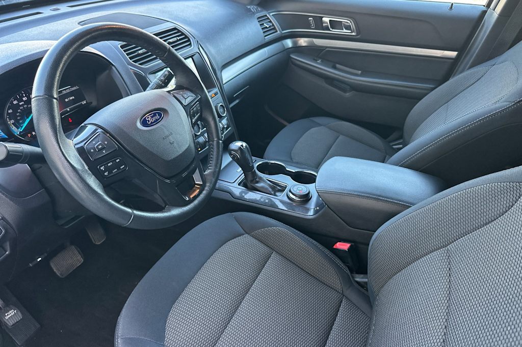 Thumbnail: 2019 Ford Explorer - 10