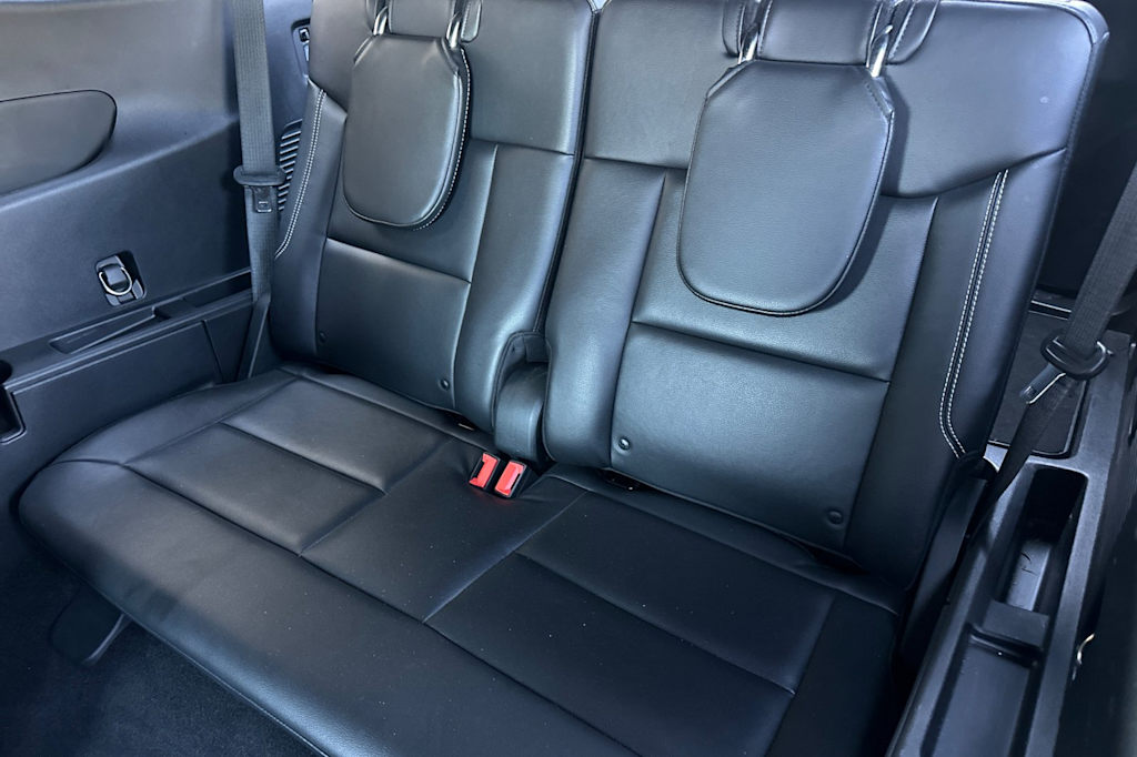 Thumbnail: 2021 Ford Explorer - 23