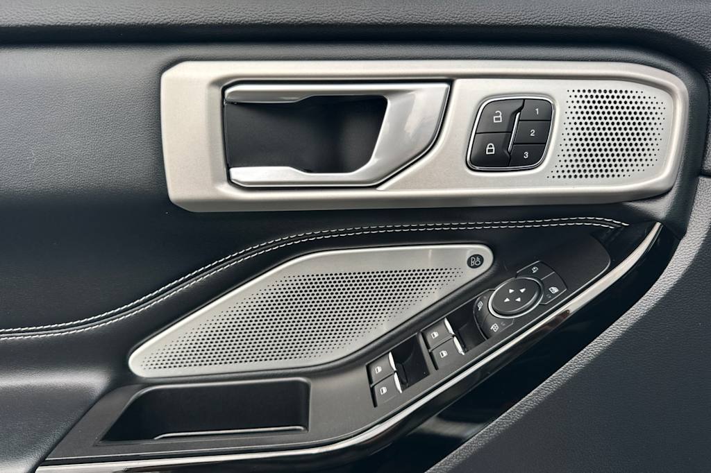 Thumbnail: 2021 Ford Explorer - 20