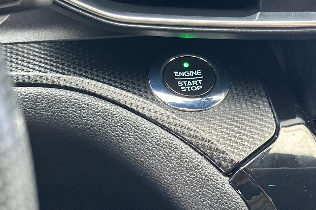 Thumbnail: 2021 Ford Explorer - 26