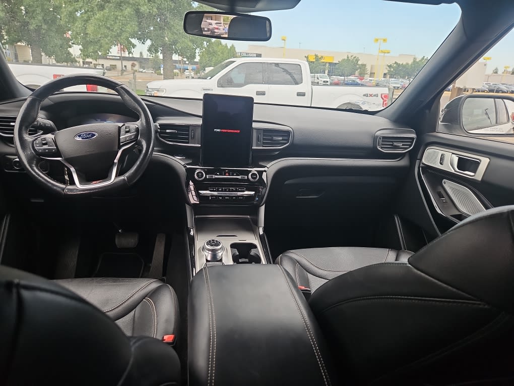 Thumbnail: 2022 Ford Explorer - 8