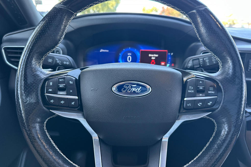 Thumbnail: 2022 Ford Explorer - 28