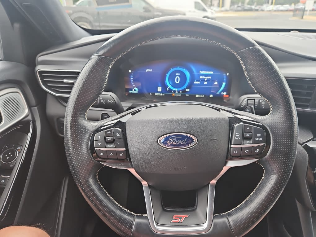 Thumbnail: 2021 Ford Explorer - 14