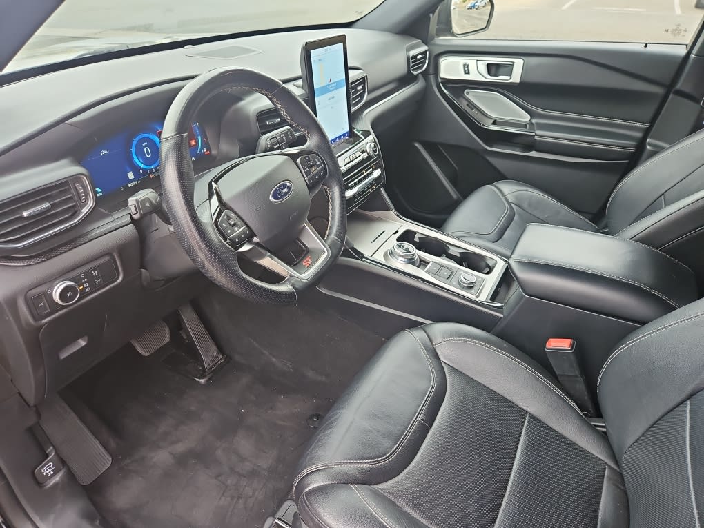 Thumbnail: 2021 Ford Explorer - 13