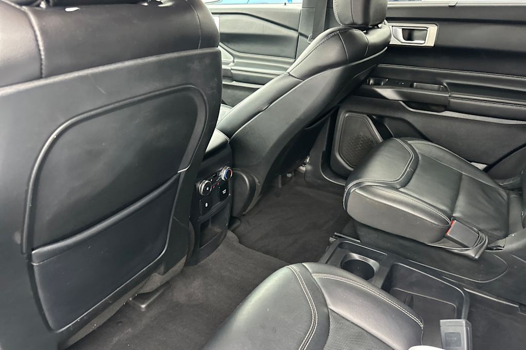 Thumbnail: 2020 Ford Explorer - 10