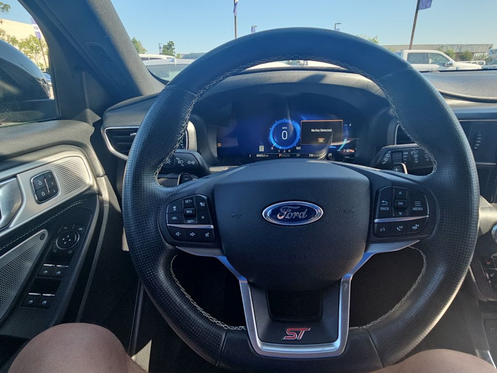 Thumbnail: 2020 Ford Explorer - 10