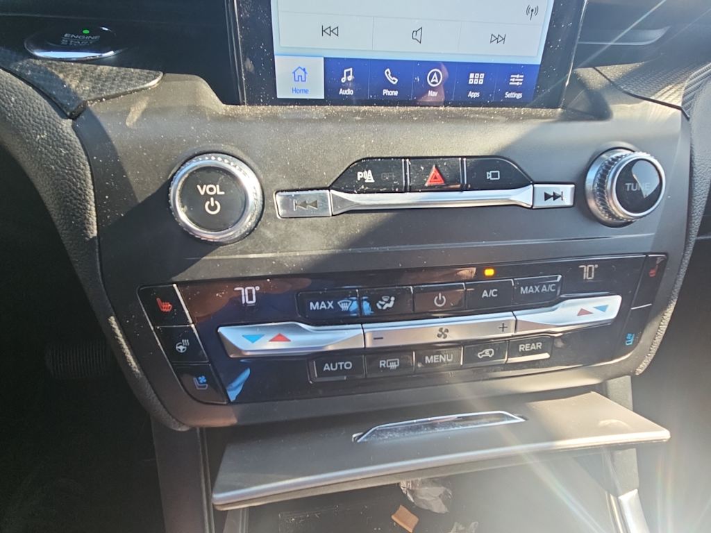 Thumbnail: 2020 Ford Explorer - 20