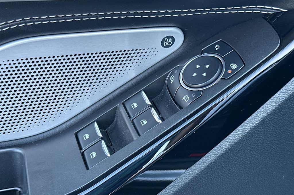 Thumbnail: 2024 Ford Explorer - 22