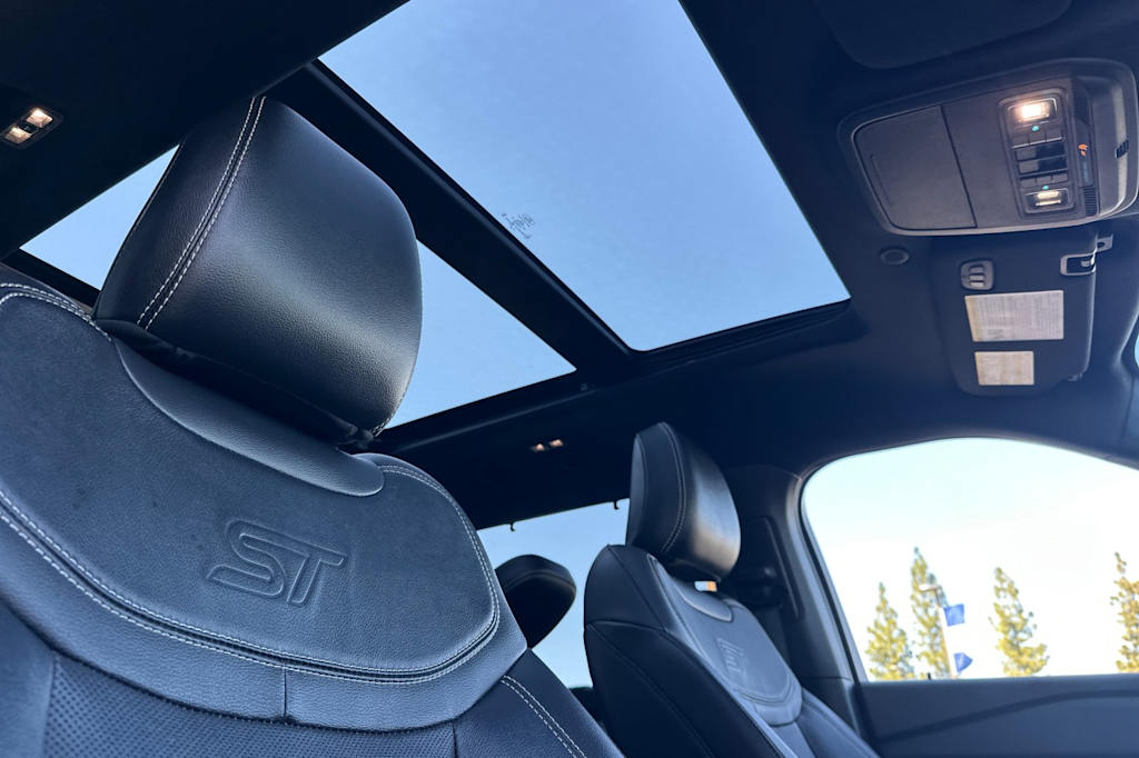 Thumbnail: 2024 Ford Explorer - 24