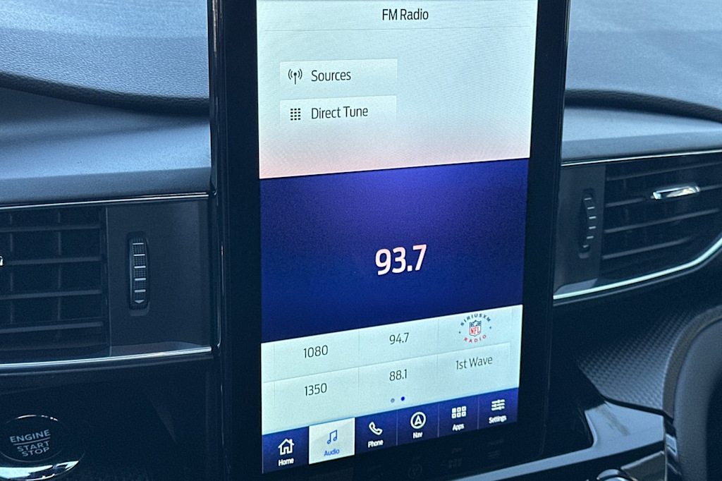 Thumbnail: 2024 Ford Explorer - 25