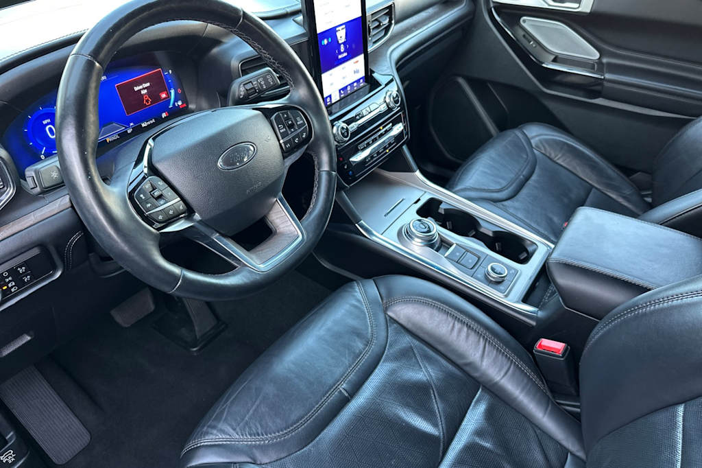 Thumbnail: 2023 Ford Explorer - 9