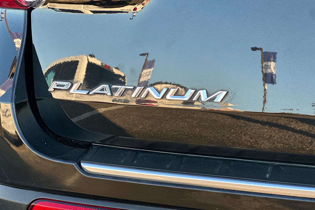 Thumbnail: 2023 Ford Explorer - 7