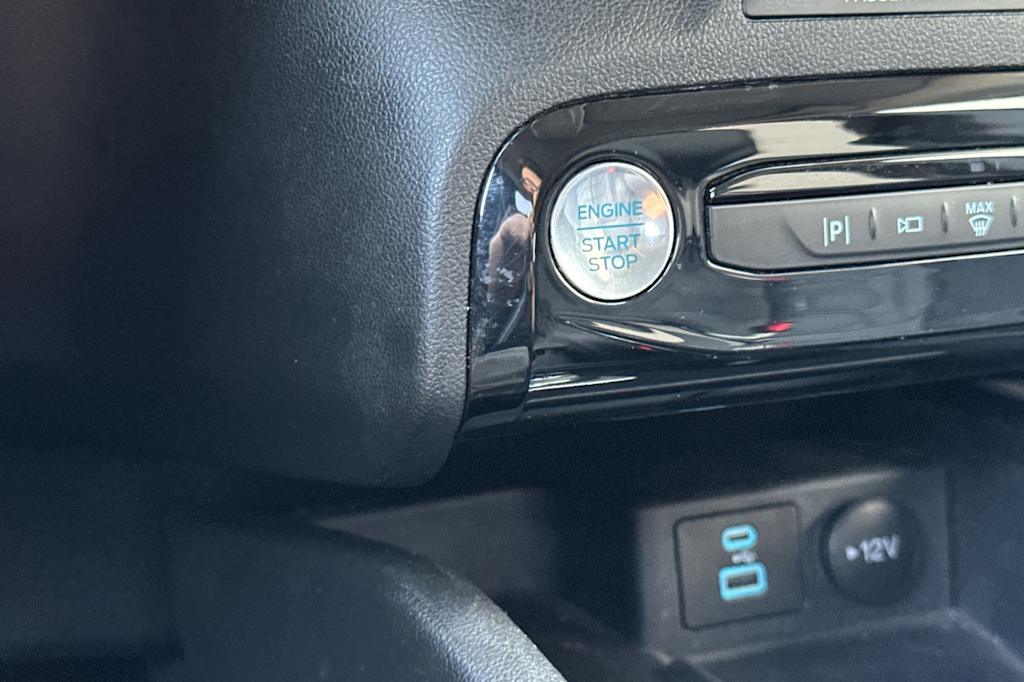 Thumbnail: 2023 Ford Escape - 27