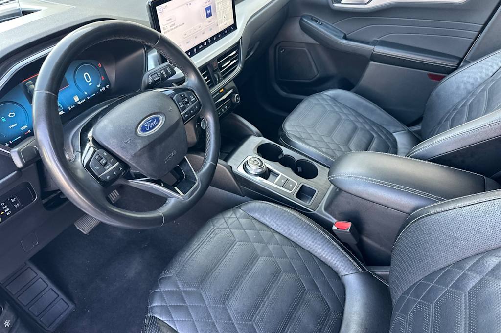Thumbnail: 2023 Ford Escape - 9