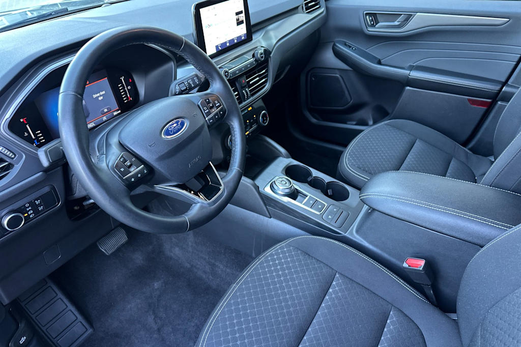 Thumbnail: 2024 Ford Escape - 9