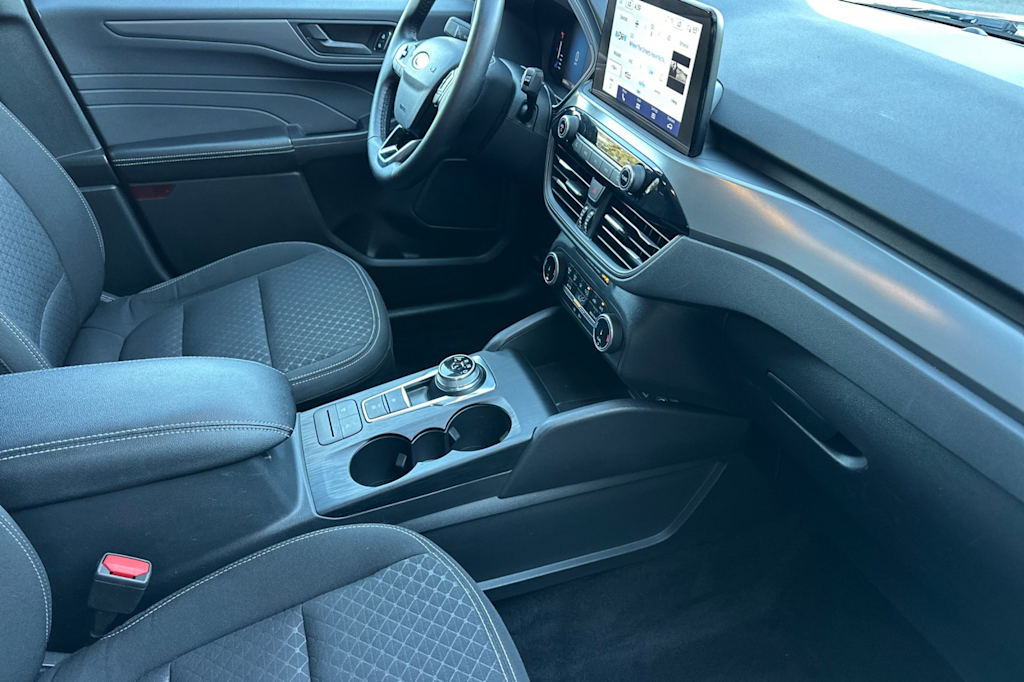 Thumbnail: 2024 Ford Escape - 13