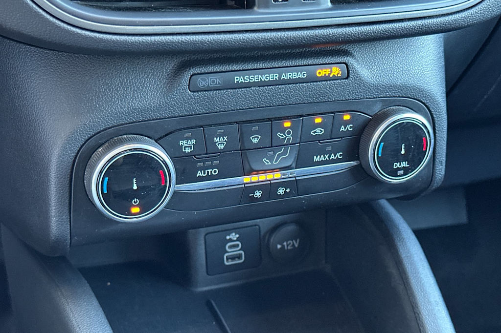 Thumbnail: 2024 Ford Escape - 25