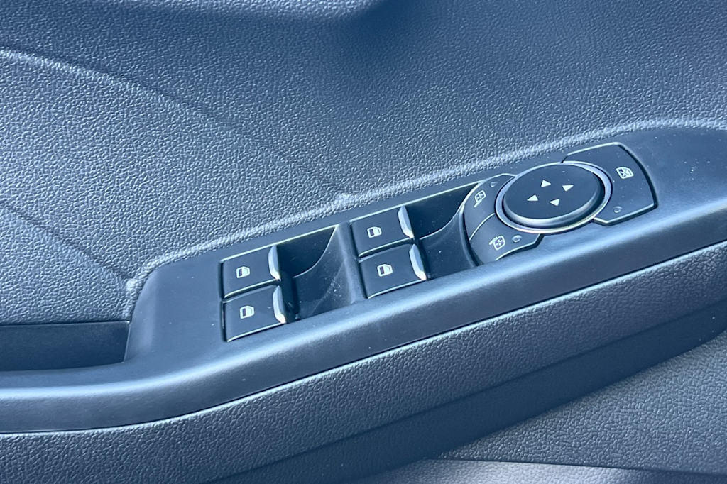 2025 Ford Escape Active 23