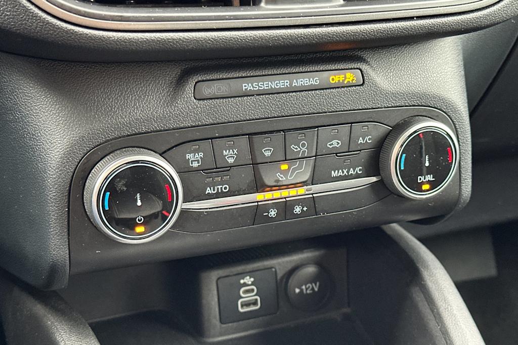 Thumbnail: 2024 Ford Escape - 25