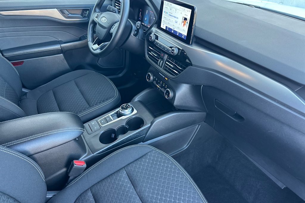 Thumbnail: 2024 Ford Escape - 13