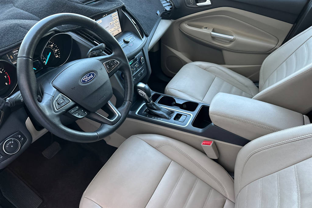 Thumbnail: 2018 Ford Escape - 9