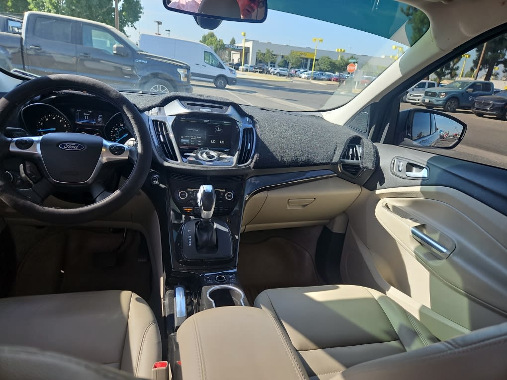 Thumbnail: 2015 Ford Escape - 2