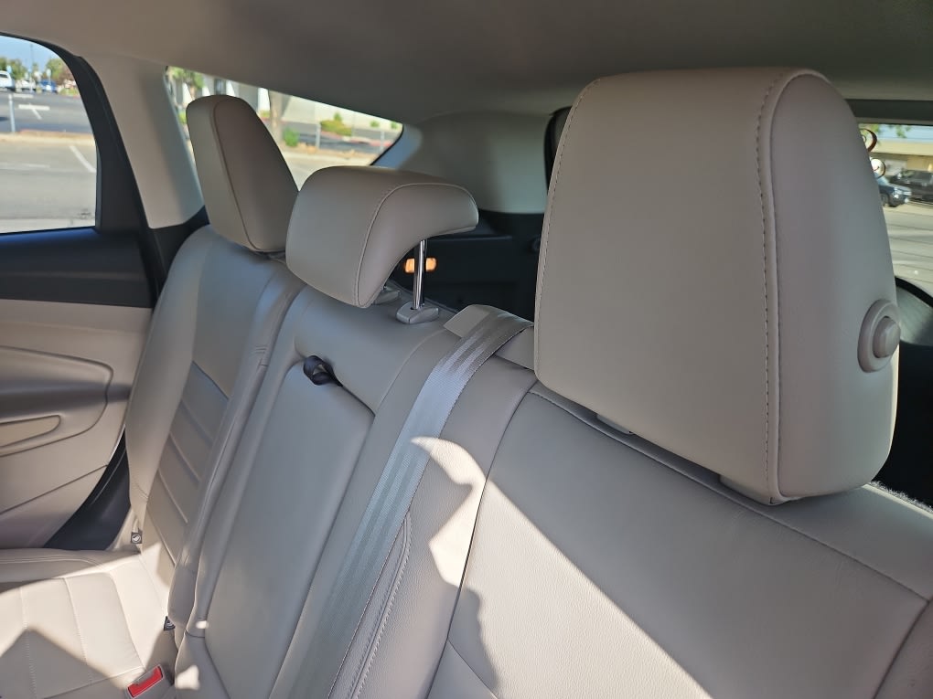 Thumbnail: 2015 Ford Escape - 20