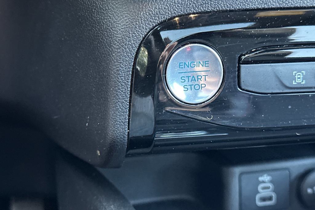 Thumbnail: 2024 Ford Escape - 25