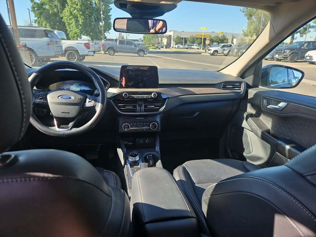 Thumbnail: 2020 Ford Escape - 2