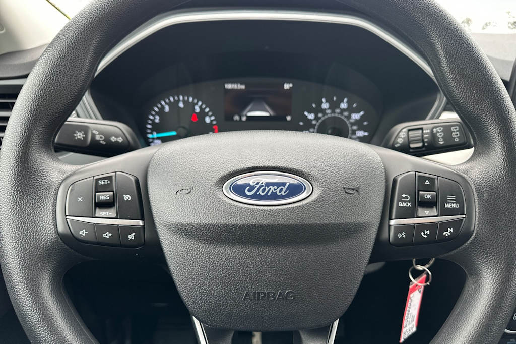 2022 Ford Escape S 26