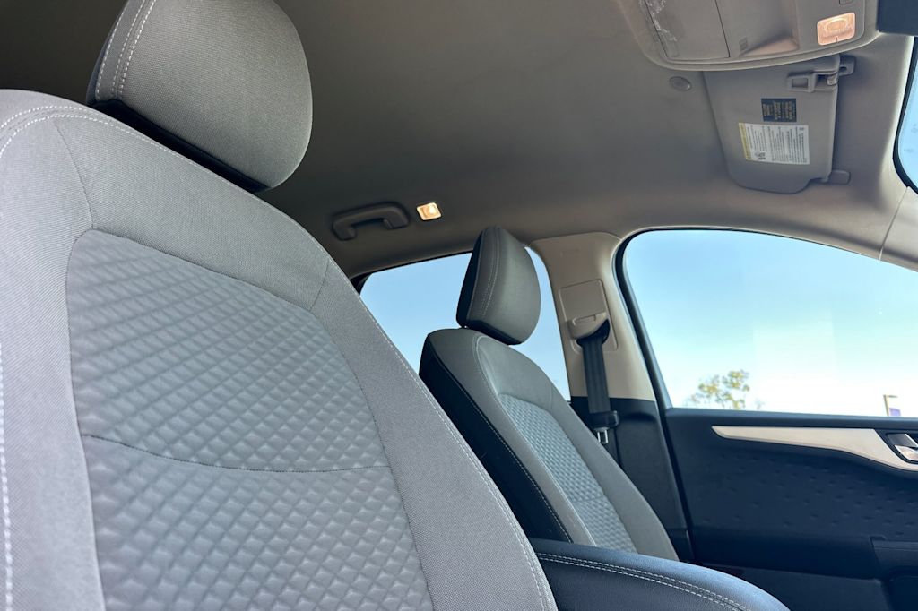 Thumbnail: 2020 Ford Escape - 10