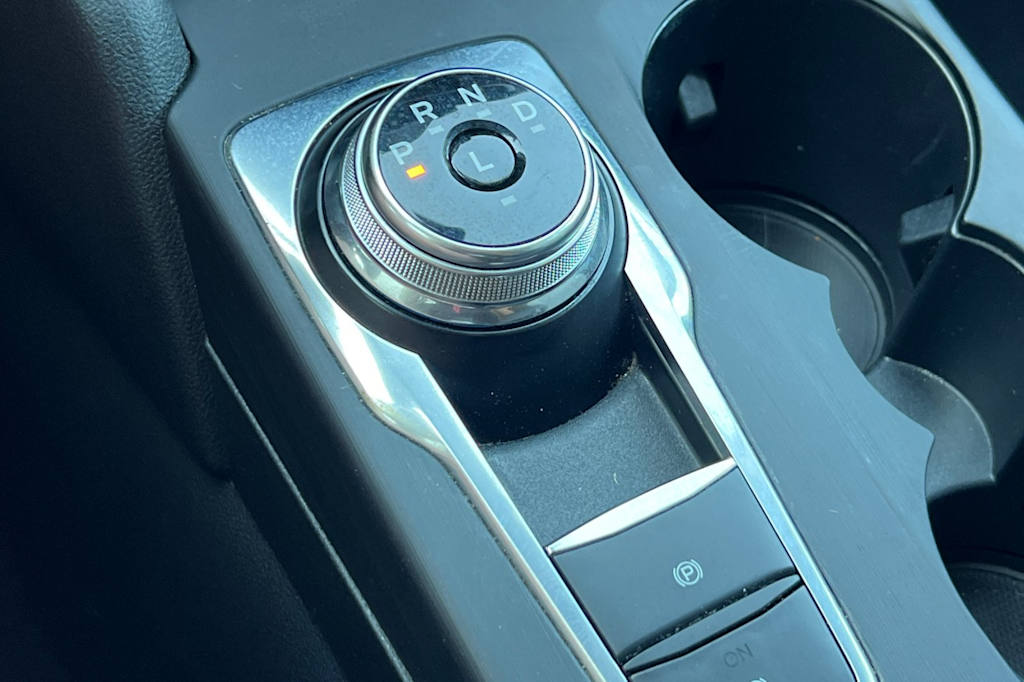 Thumbnail: 2020 Ford Escape - 15