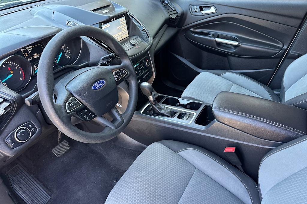 Thumbnail: 2017 Ford Escape - 8