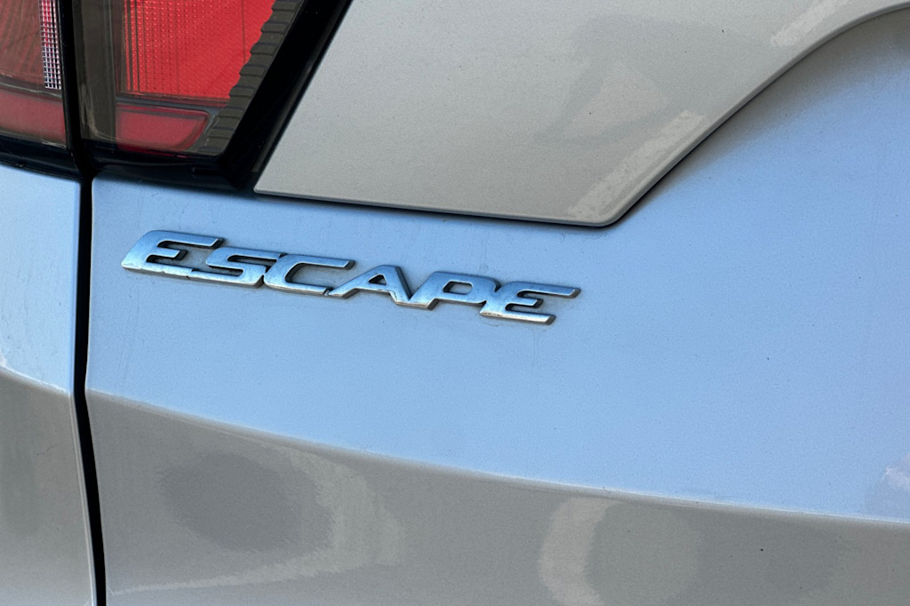 Thumbnail: 2018 Ford Escape - 7